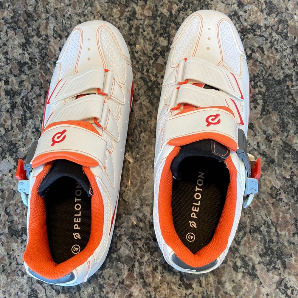 Original peloton cycling shoes 🦄